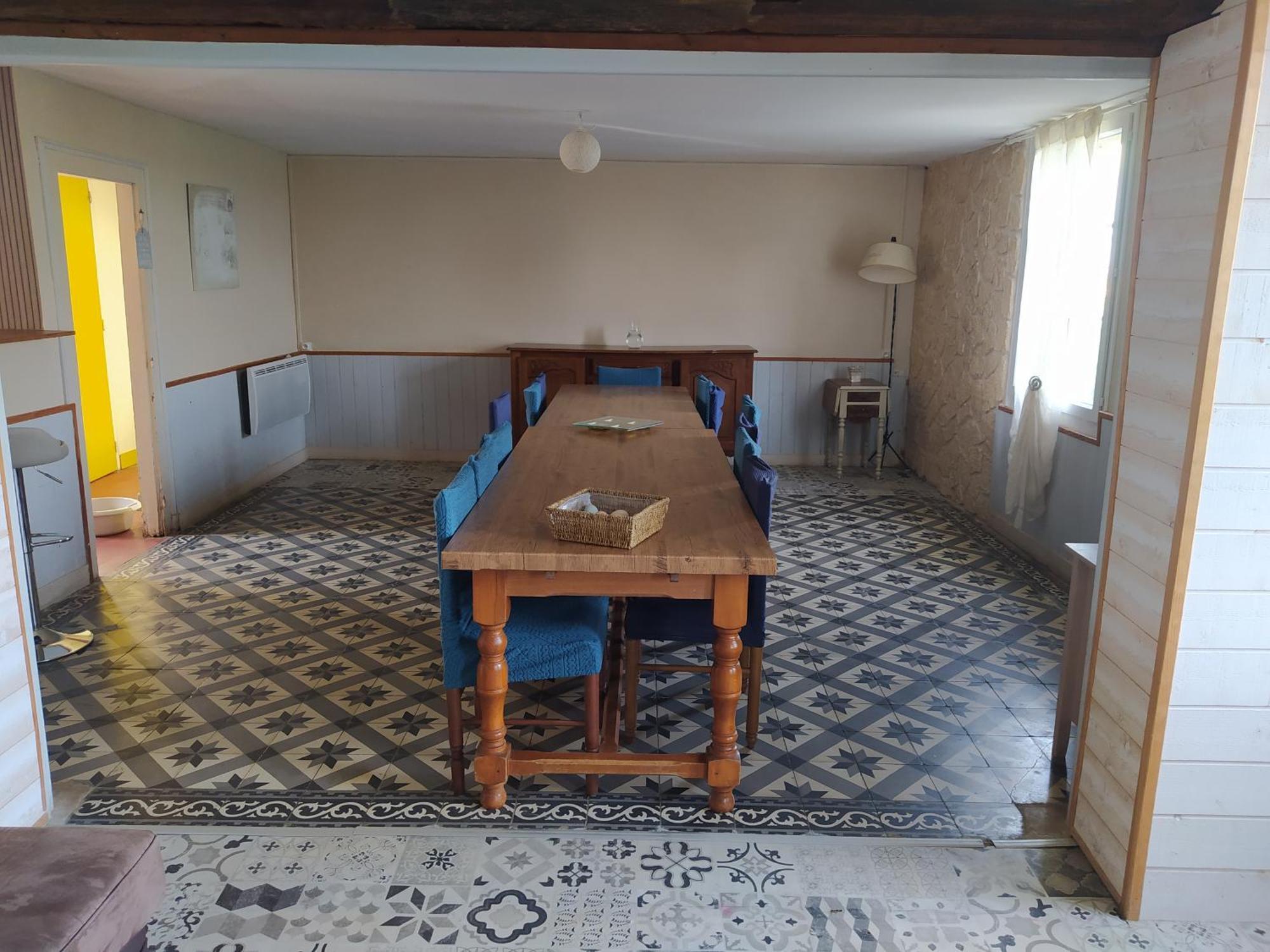Grand Gite A La Campagne Couvains  Extérieur photo